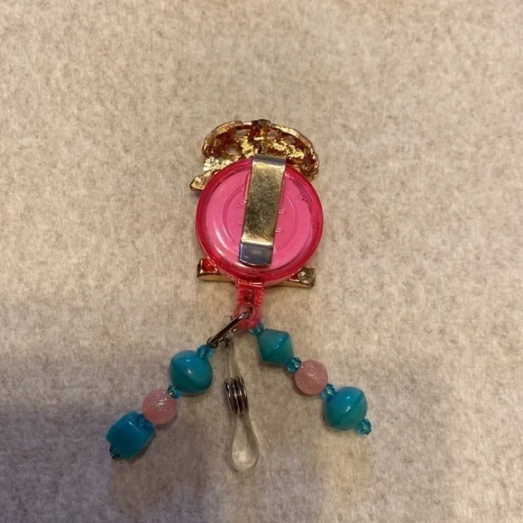 Hand crafted Carousel poney badge holder - Picture 7 of 7